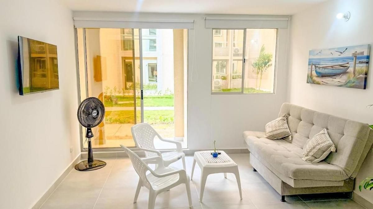 Moderno Cerca Del Mar -